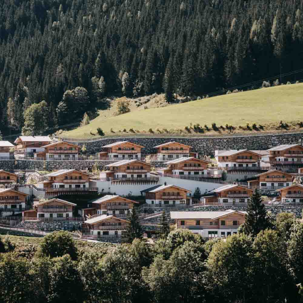 Stranger-Holz-Holzbau-Holzhaus-Holzhandel-Baustoffhandel-Dachdeckerei-Spenglerei-Zimmerei-Josko-Holzius-Holzhaus-Pongau-Salzburg-Hüttau-Bauen-Gewerbebau-Anbau-Zubau-Neubau-Nachhaltig-bauen--23