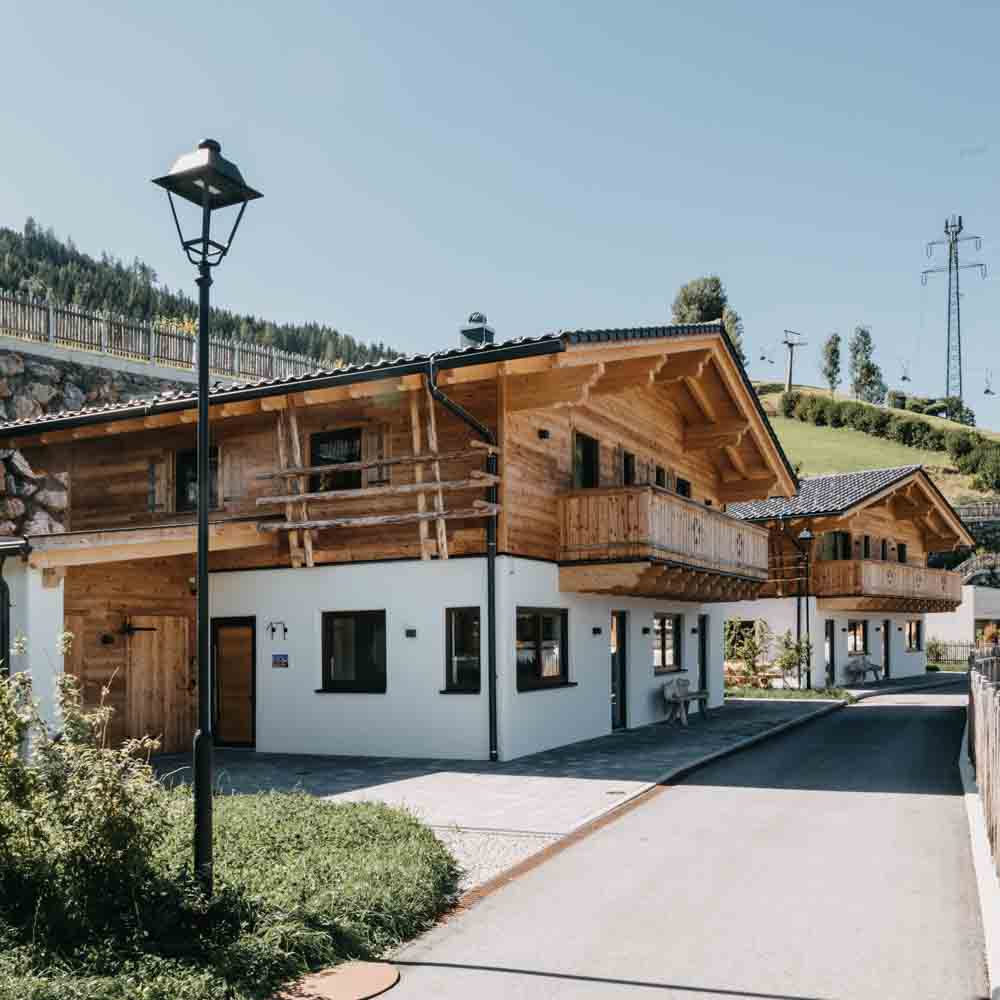 Stranger-Holz-Holzbau-Holzbaufirma-Holzhaus-Holzhandel-Baustoffhandel-Dachdeckerei-Spenglerei-Zimmerei-Josko-Holzius-Holzhaus-Pongau-Salzburg-Hüttau-Bauen-Gewerbebau-Anbau-Zubau-Neubau-Nachhaltig-bauen--29